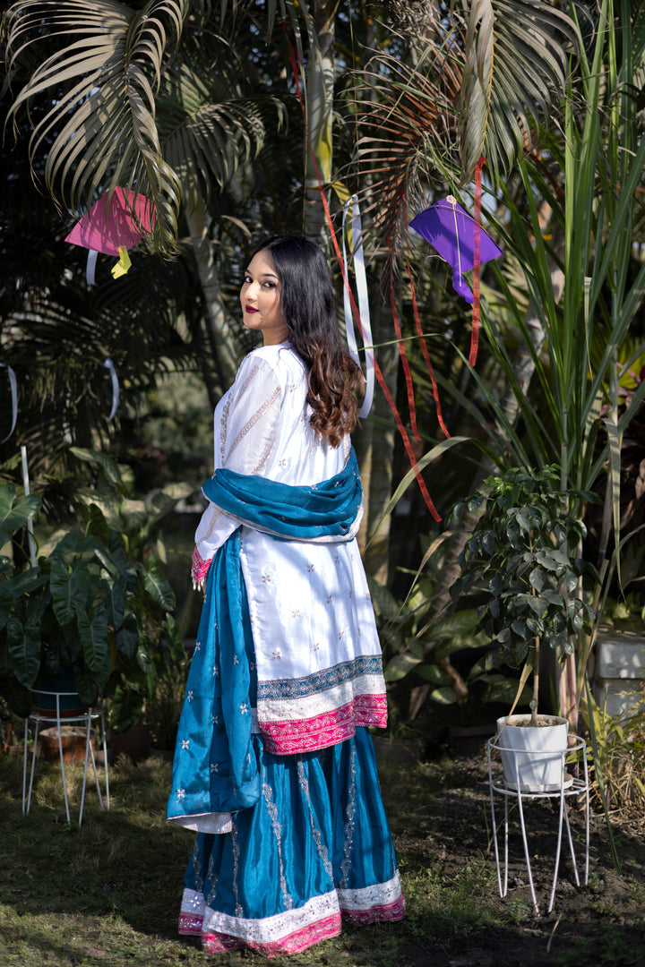 Barika 01 Elegant Embroidered 3-Piece Set