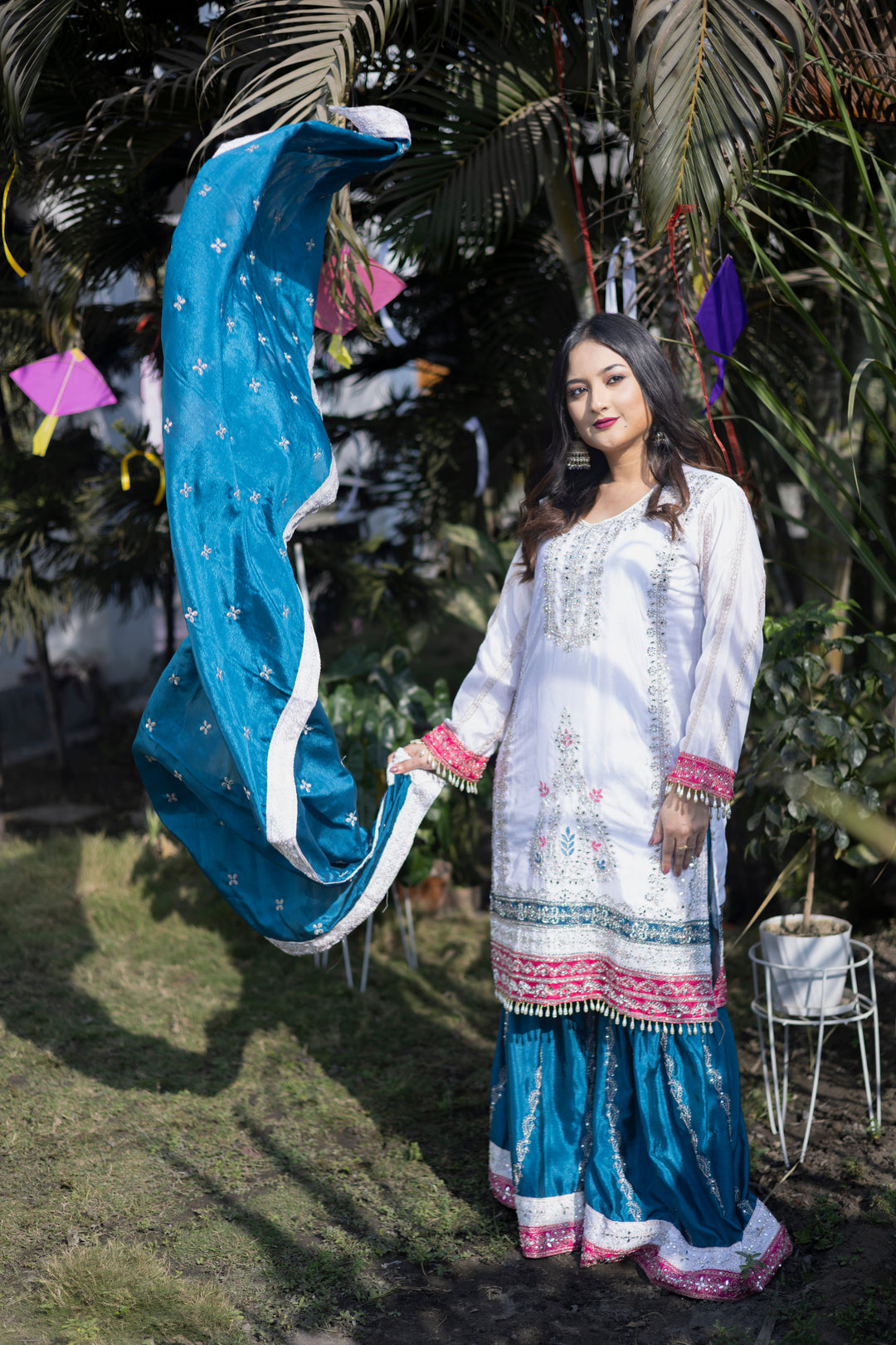 Barika 01 Elegant Embroidered 3-Piece Set